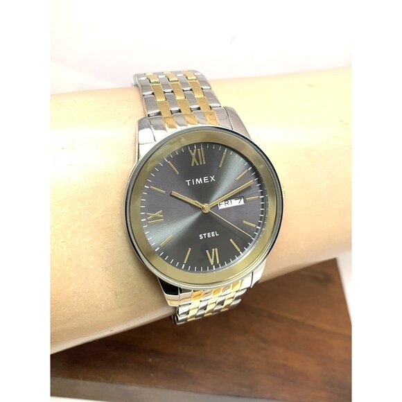 Timex Men's Watch TW2T50500 Quartz Gray Dial Two Tone Stainless Steel 41mm - Picture 10 of 13